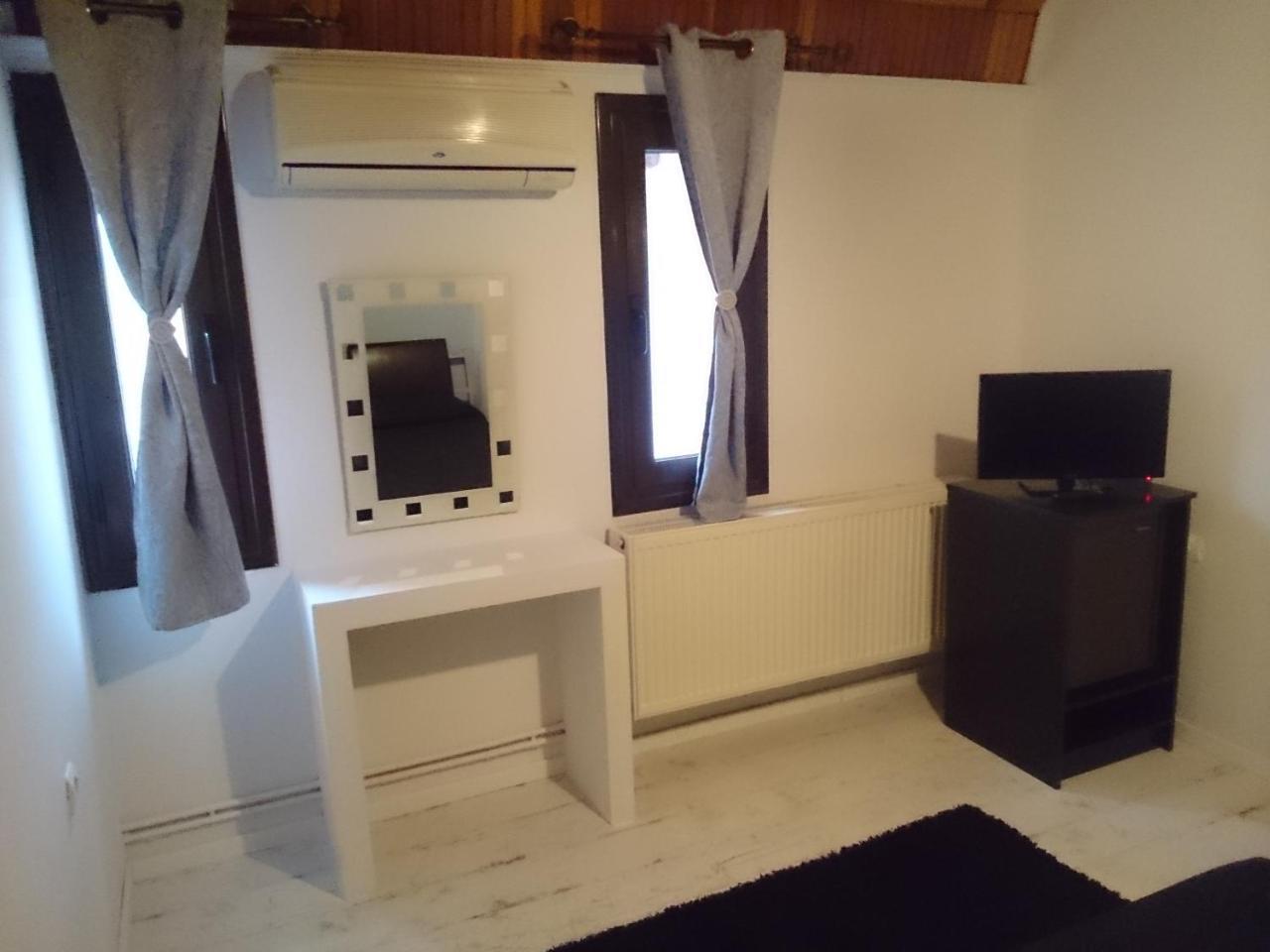 Oasi 5* Loutraki (Pella)